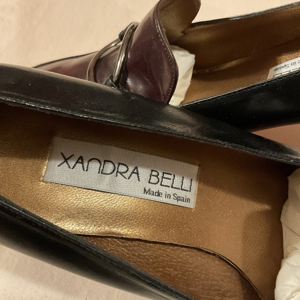 Xandra Belli Vintage Black and Dark Brown Heeled Loafer - Picture 8 of 8